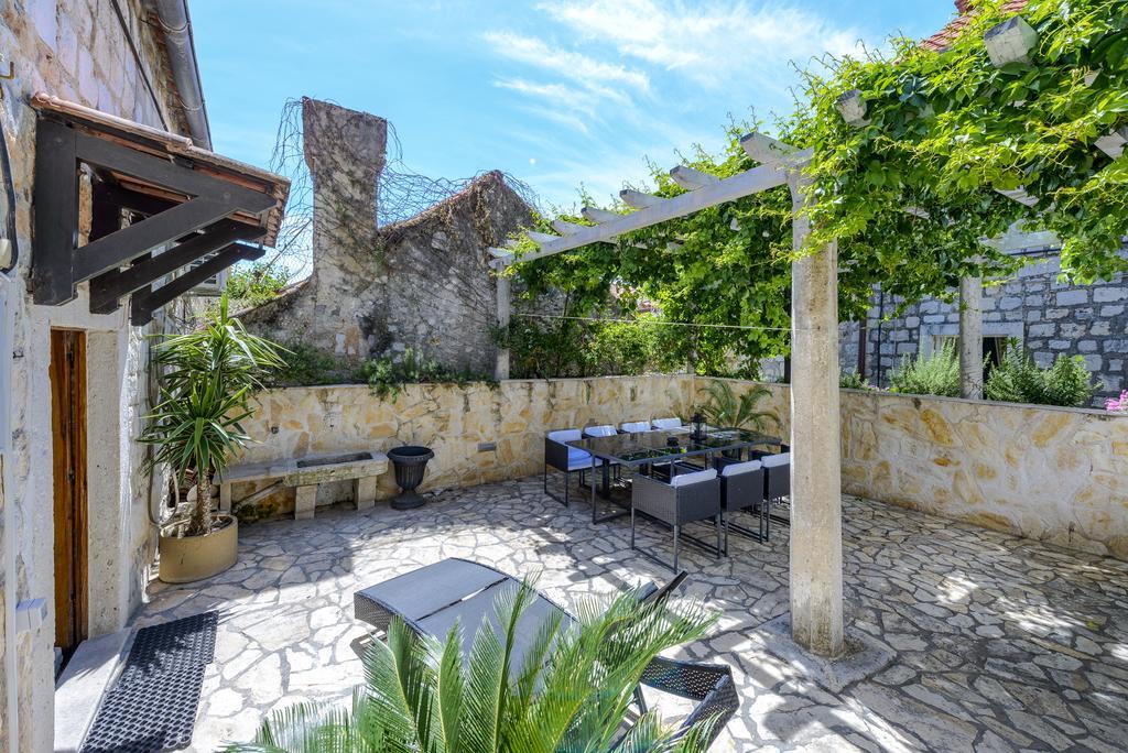 Dubrovnik Old House Villa ภายนอก รูปภาพ